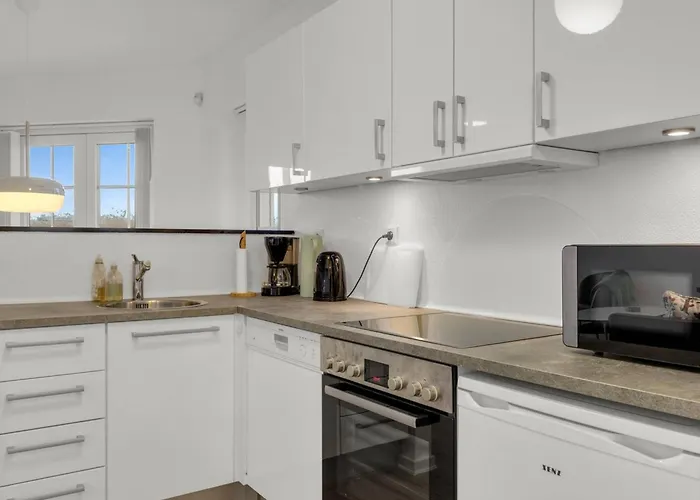 Babo - 250m From The Sea By Interhome *